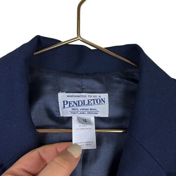 Vintage Pendleton Navy Blue 100% Virgin Wool Two Button Blazer - Picture 3 of 7